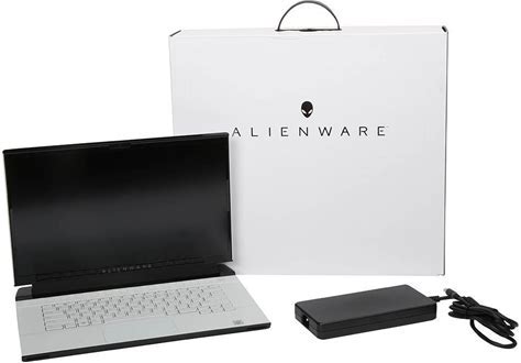 Alienware m15 R3